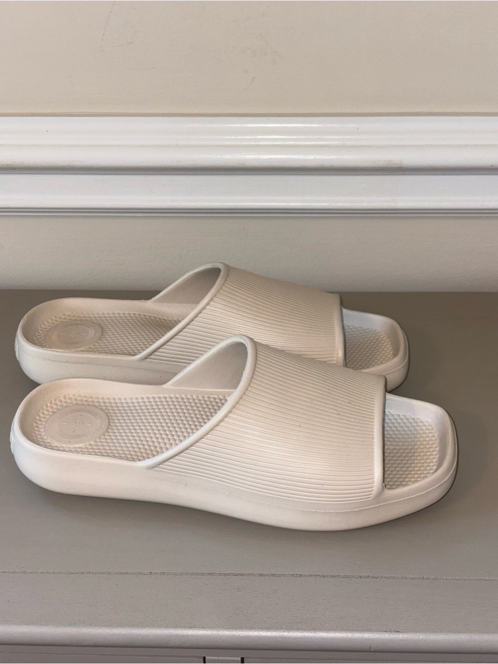 totes Slide-On Sandals  in Cream
